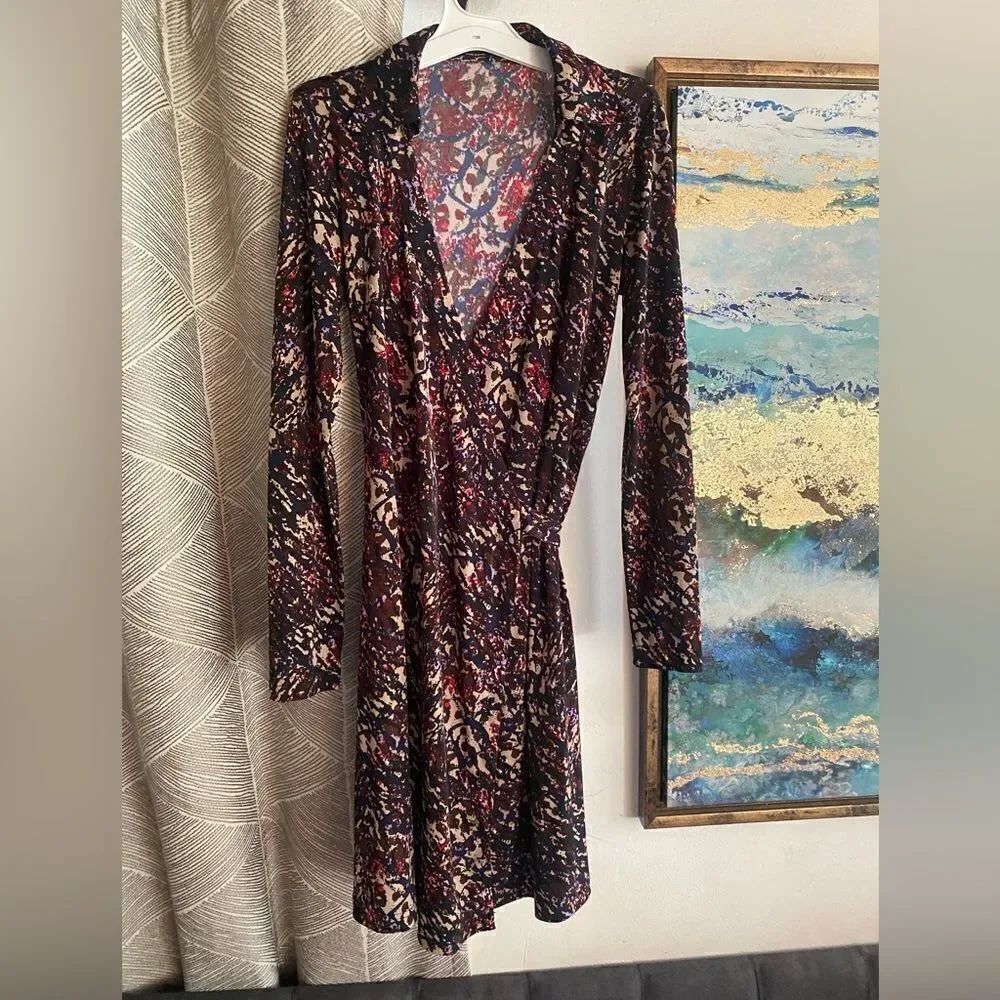 VERTIGO PARIS Women's Dress Size XS Wrap Printed Multicolored Long Sleeve